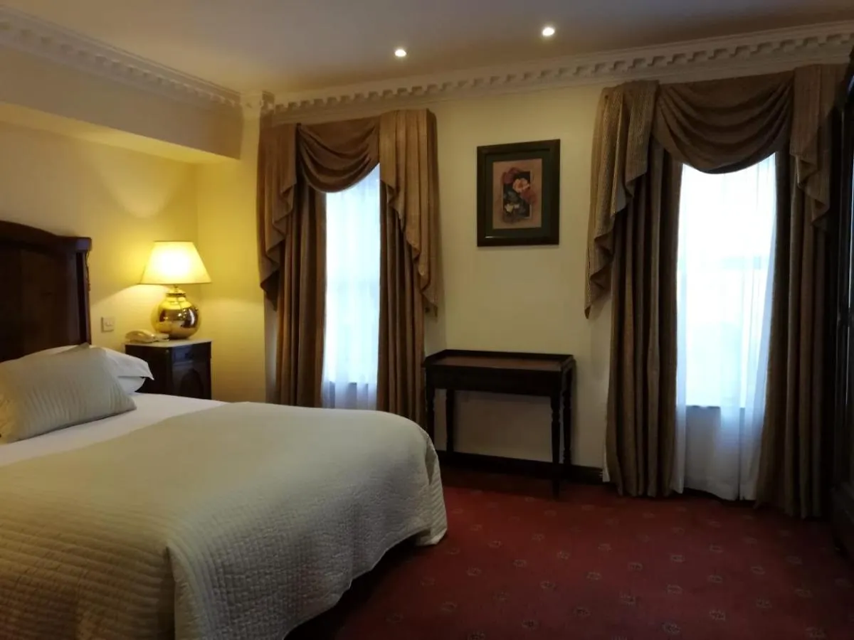 Guest house Foley'S Townhouse Killarney Hotel
