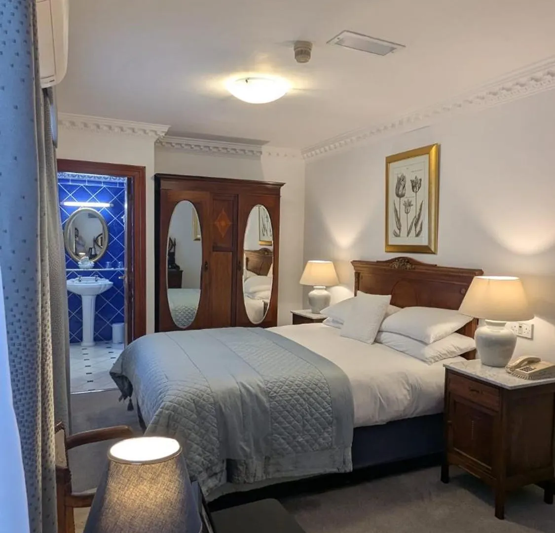 Foley'S Townhouse Killarney Hotel 4*,